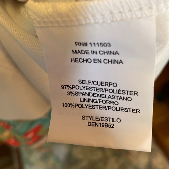 Figueroa & Flower Maxi Dress - Picture 10 of 11